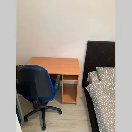 Apartment Bright Modern - 5 Min From Center